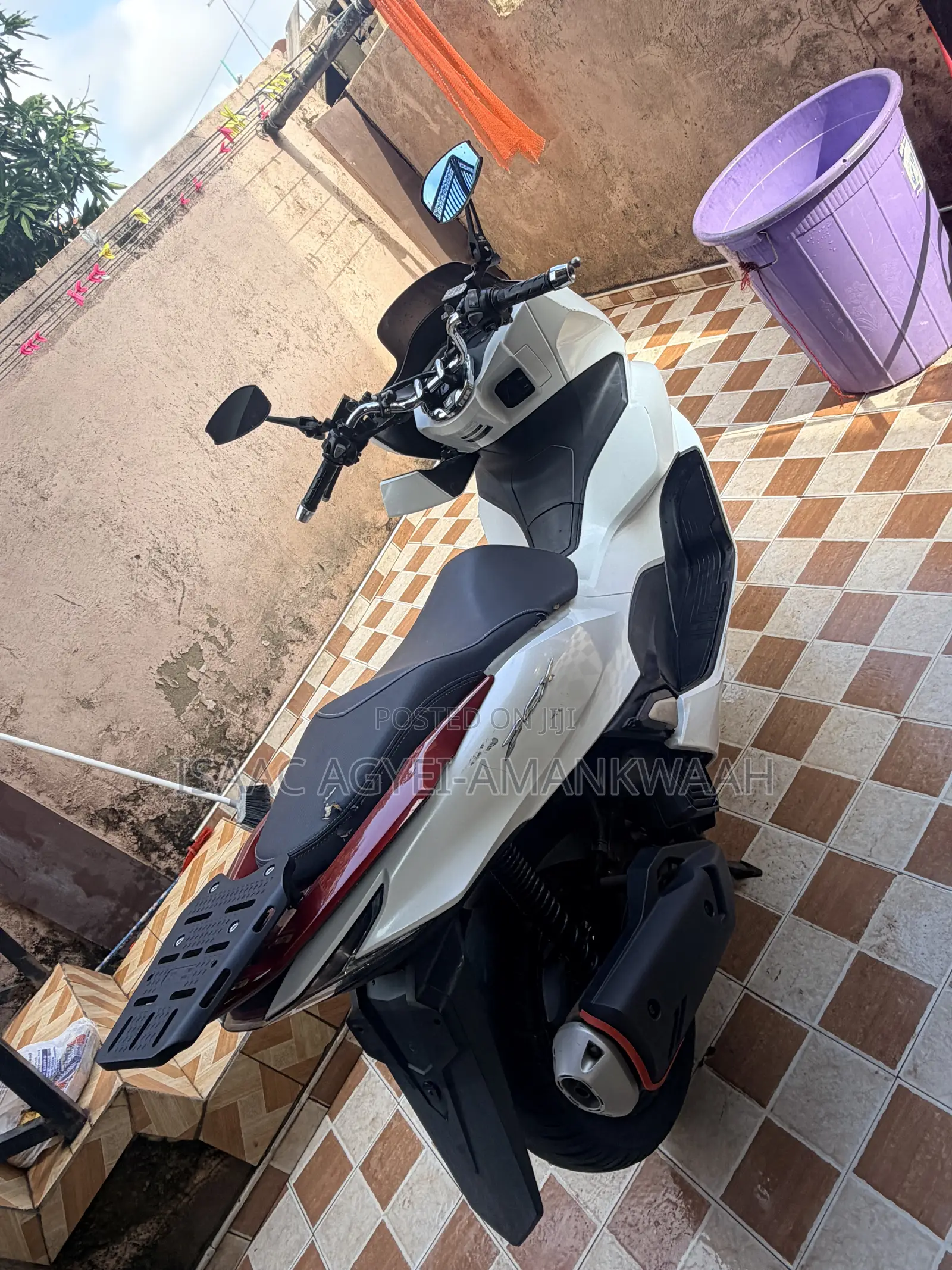 Honda 2022 White