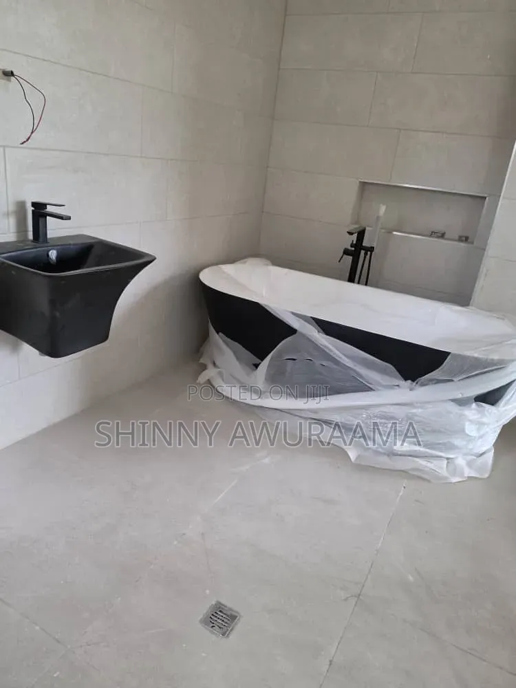 4bdrm House in East Legon, American House for sale