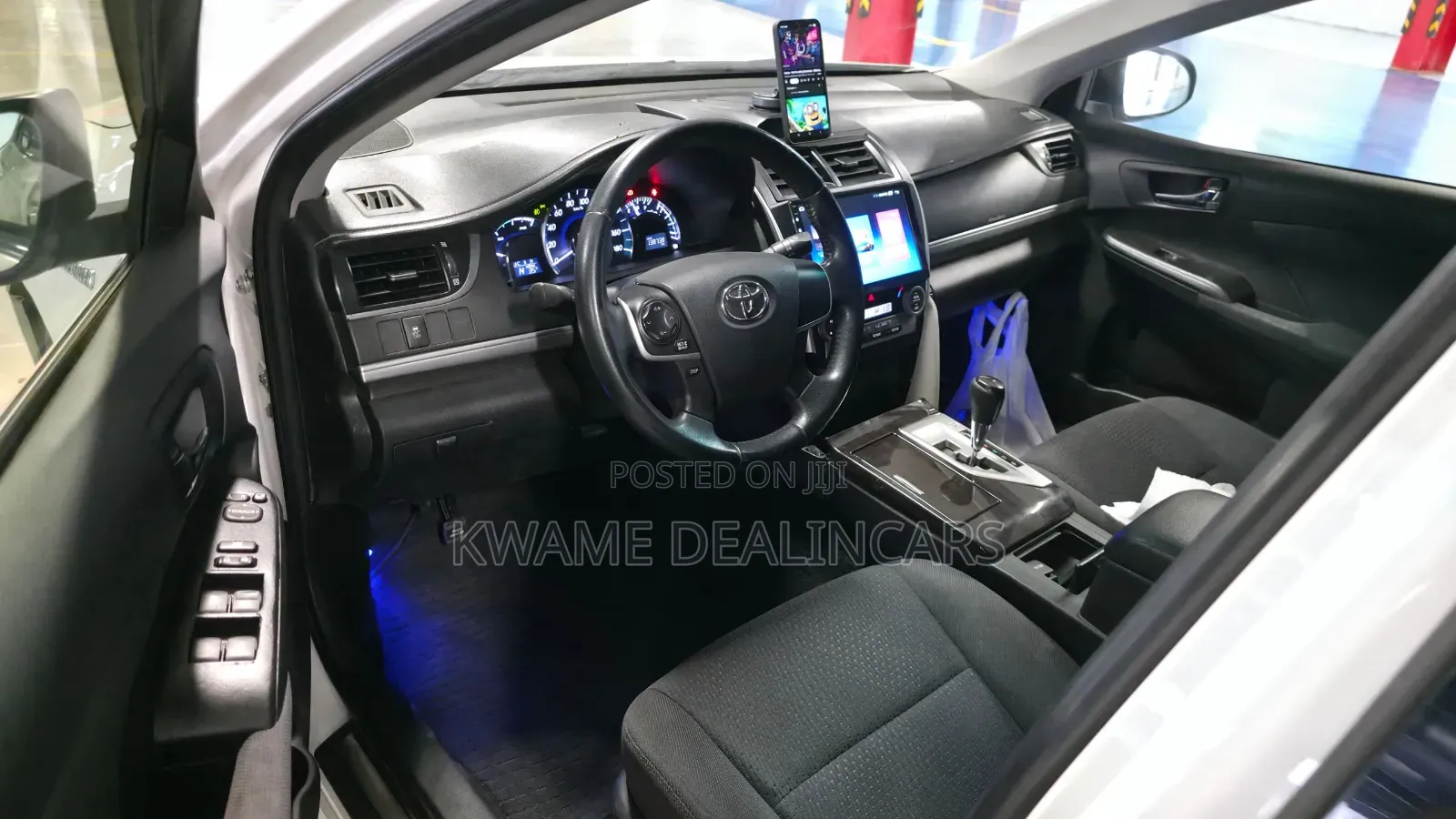 Toyota Camry 2013 Pearl