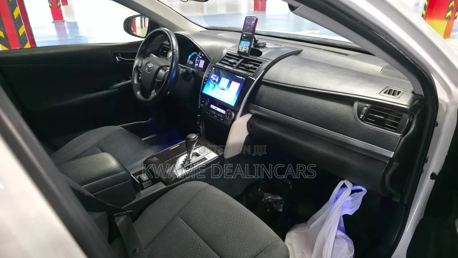 Toyota Camry 2013 Pearl