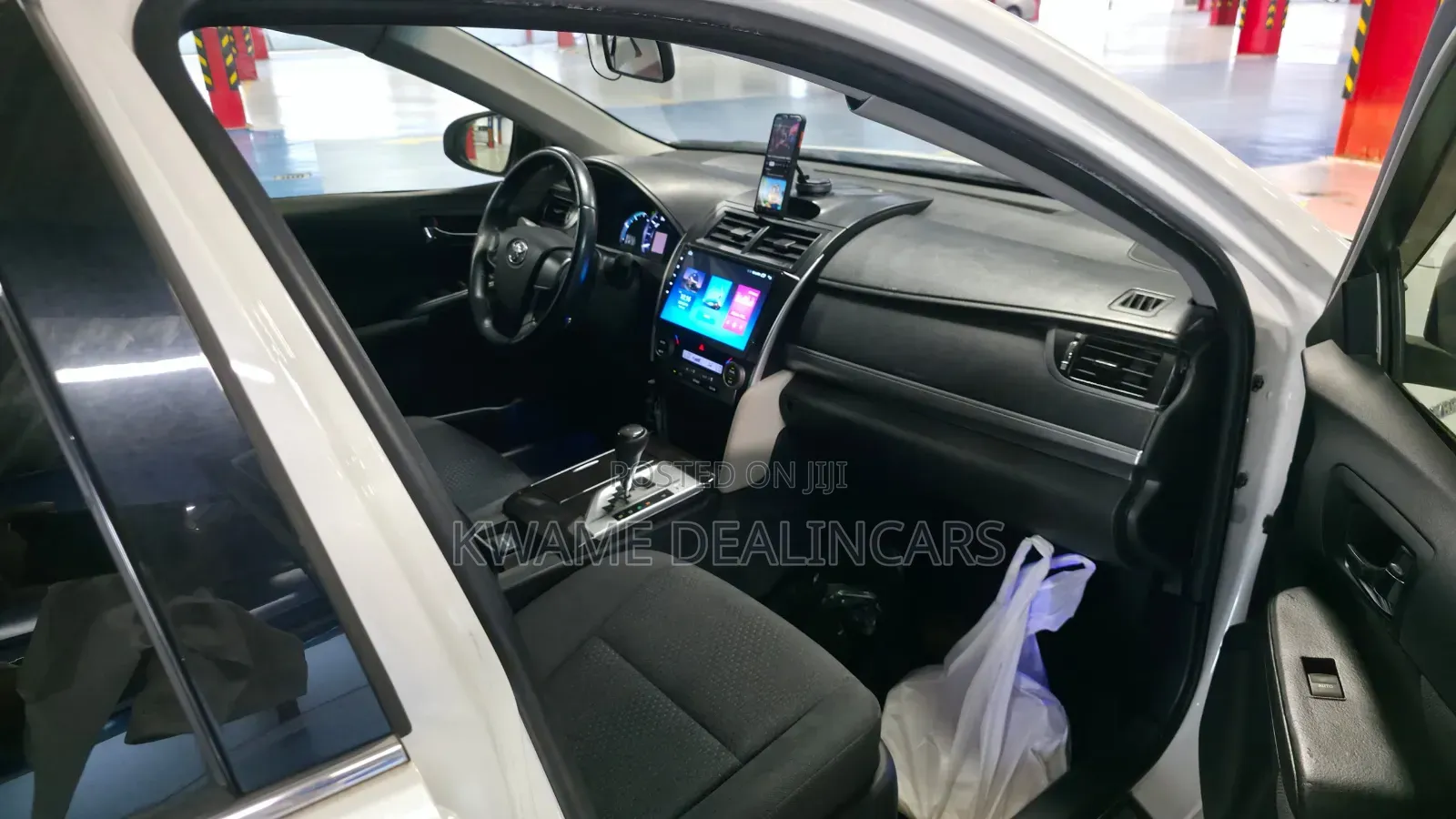 Toyota Camry 2013 Pearl