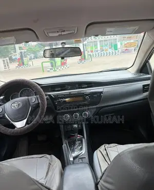 Toyota Corolla 2015 Black