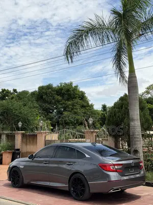 Honda Accord Touring 2.0T 2018 Gray