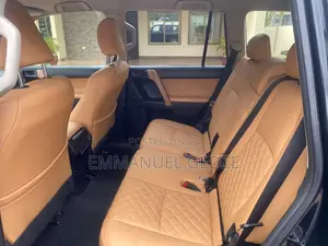Prado Rental - Booking Available