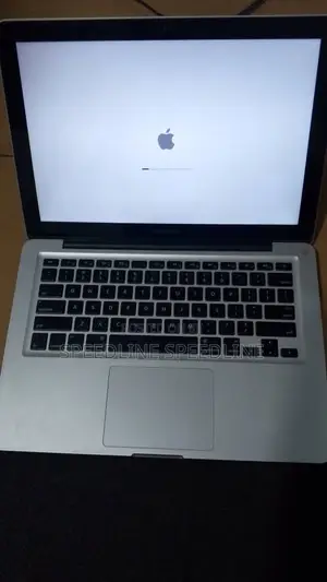 Laptop Apple MacBook Pro 8GB Intel Core i5 HDD 256GB