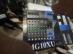 Yamaha Mg10xu Mixer
