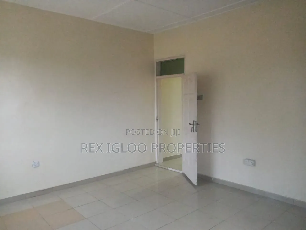 3bdrm Apartment in Nungua Barrier, Accra Metropolitan for rent