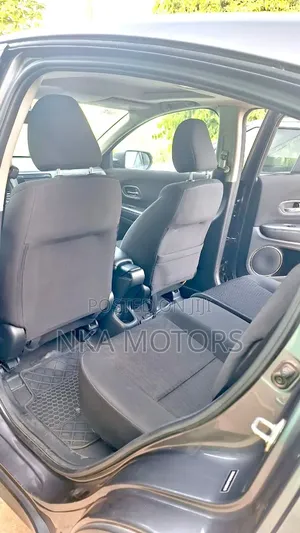 Honda HR-V LX AWD 2018 Gray
