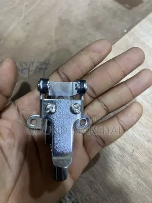 Snare Drum Strainer (Throw Off)
