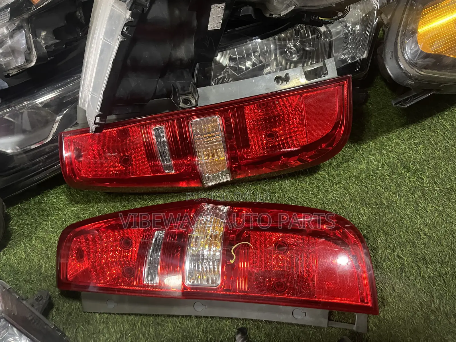 Hyundai H1 2007-2018 Taillight Original Used Pair