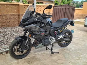 BMW Sport 2024 Black