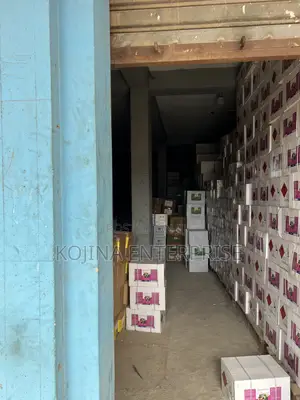 100sqm Roadside Warehouse for Rent at Krofrom