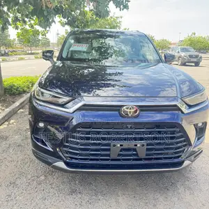 Toyota Grand Highlander XLE AWD 2024 Blue