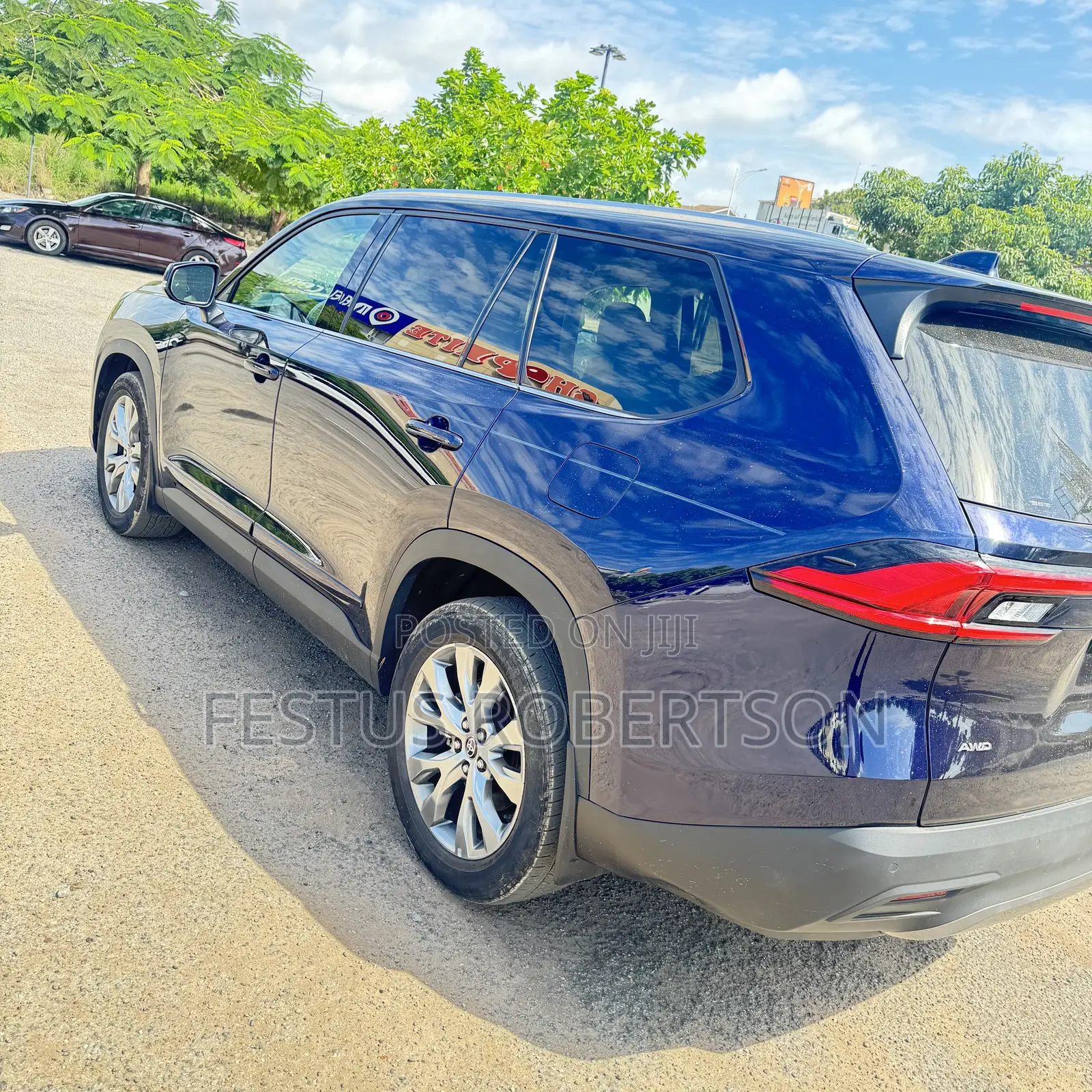 Toyota Grand Highlander XLE AWD 2024 Blue
