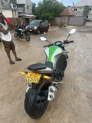 Kawasaki Z400 2020 Green