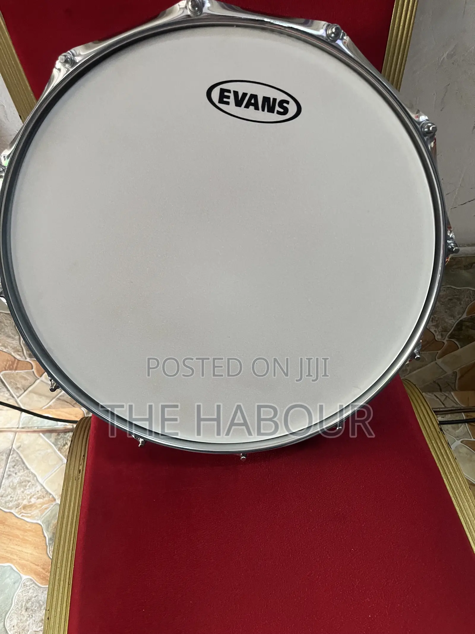 Pearl Decade Maple Snare Drum With Evans Head