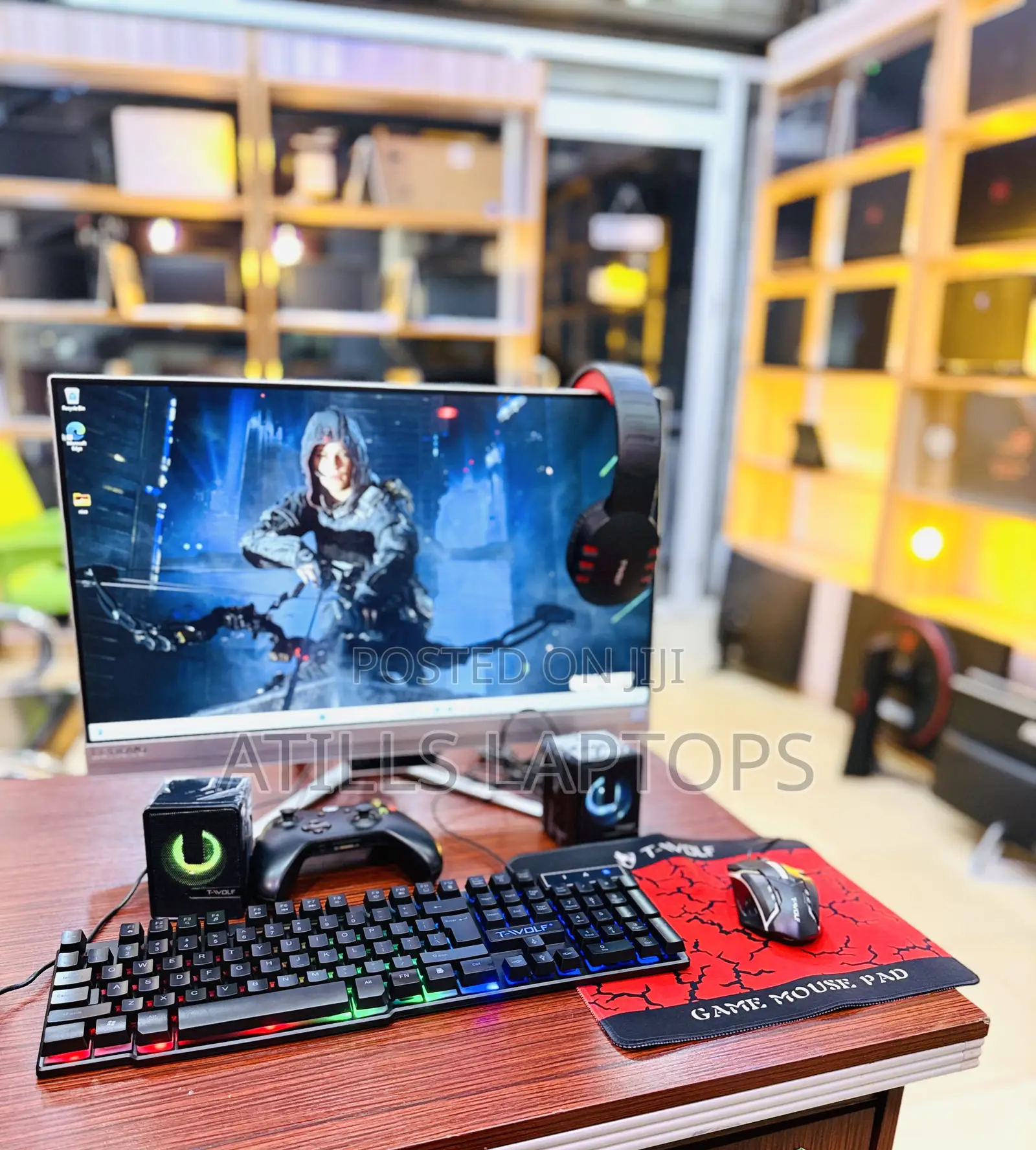 Desktop Computer Lenovo 8GB Intel Core i5 SSD 256GB