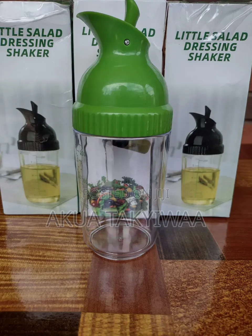 Salad Dresser Shaker