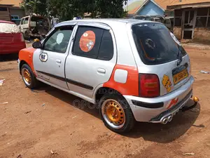 Nissan March 2002 Silver