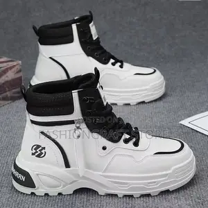 Fashionable Men Shoes