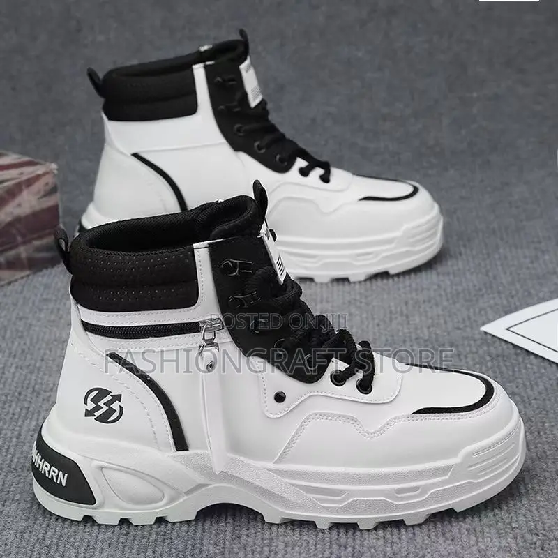 Fashionable Men Shoes
