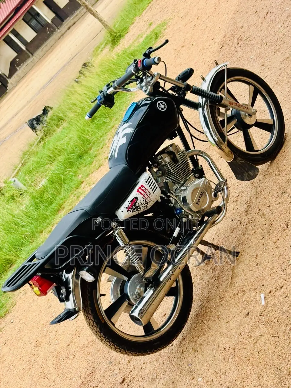 New Royal RY125 2026 Black