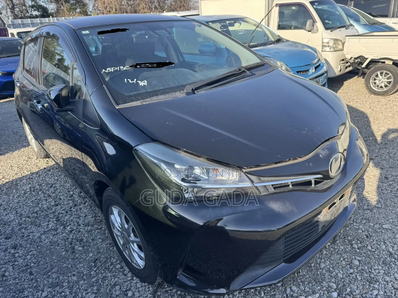 Toyota Vitz 1.3 FWD 5dr 2016 Black