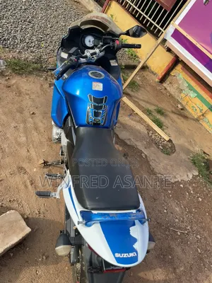 Suzuki SFV650 2026 Blue