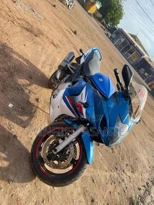 Suzuki SFV650 2026 Blue