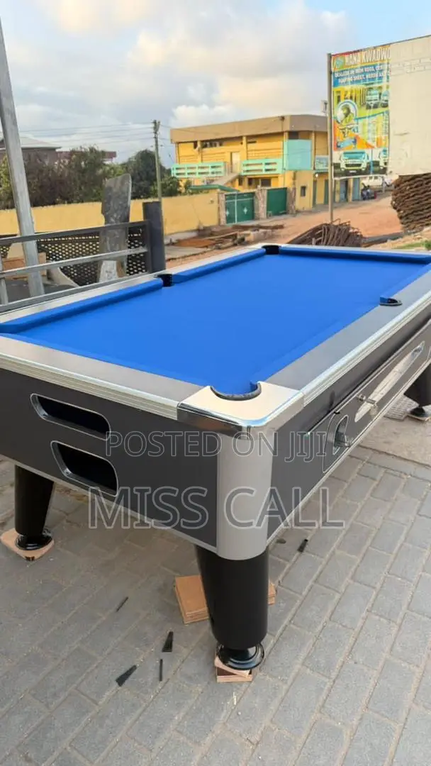 Standard Pool Table