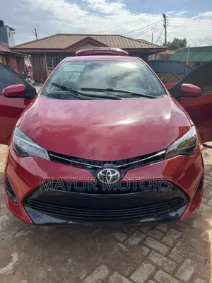 Toyota Corolla LE Eco (1.8L 4cyl 2A) 2018 Red