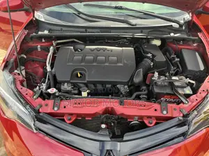 Toyota Corolla LE Eco (1.8L 4cyl 2A) 2018 Red