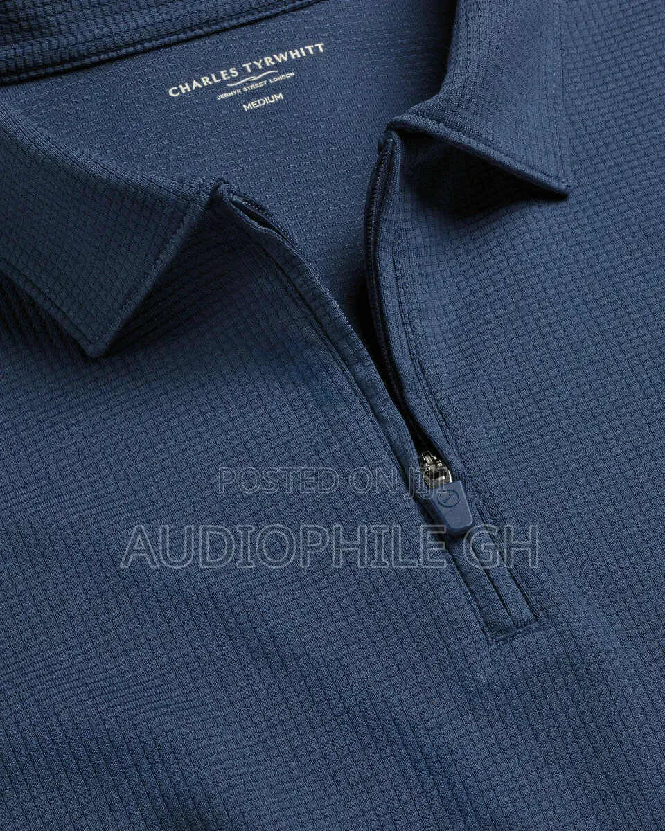 Charles Tyrwhitt Performance Textured Zip-Neck Polo Shirt