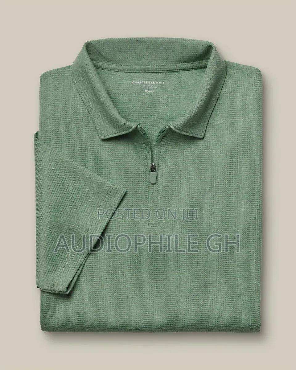 Charles Tyrwhitt Performance Textured Zip-Neck Polo Shirt