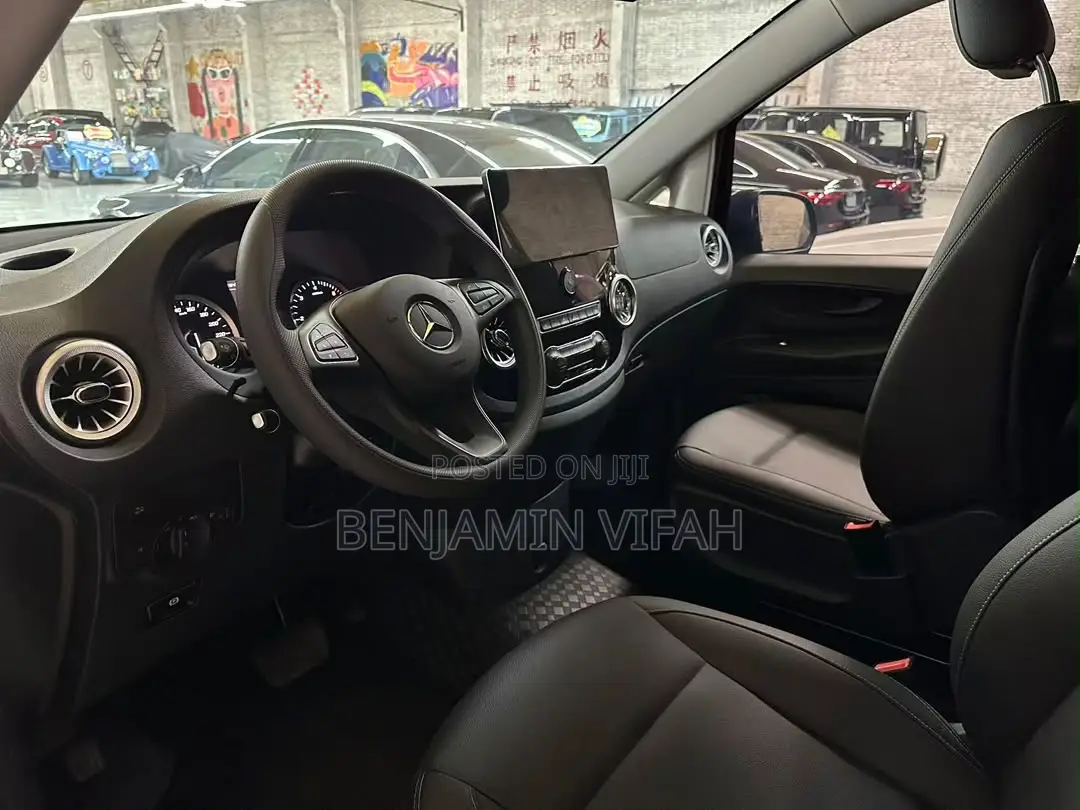 New Mercedes-Benz Vito 2022 Black