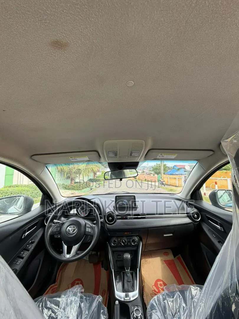 Toyota Yaris iA 1.5 FWD 2017 Blue