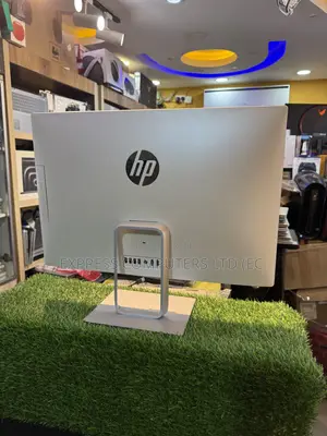 Desktop Computer HP Pavilion 24 12GB AMD A10 SSD 256GB