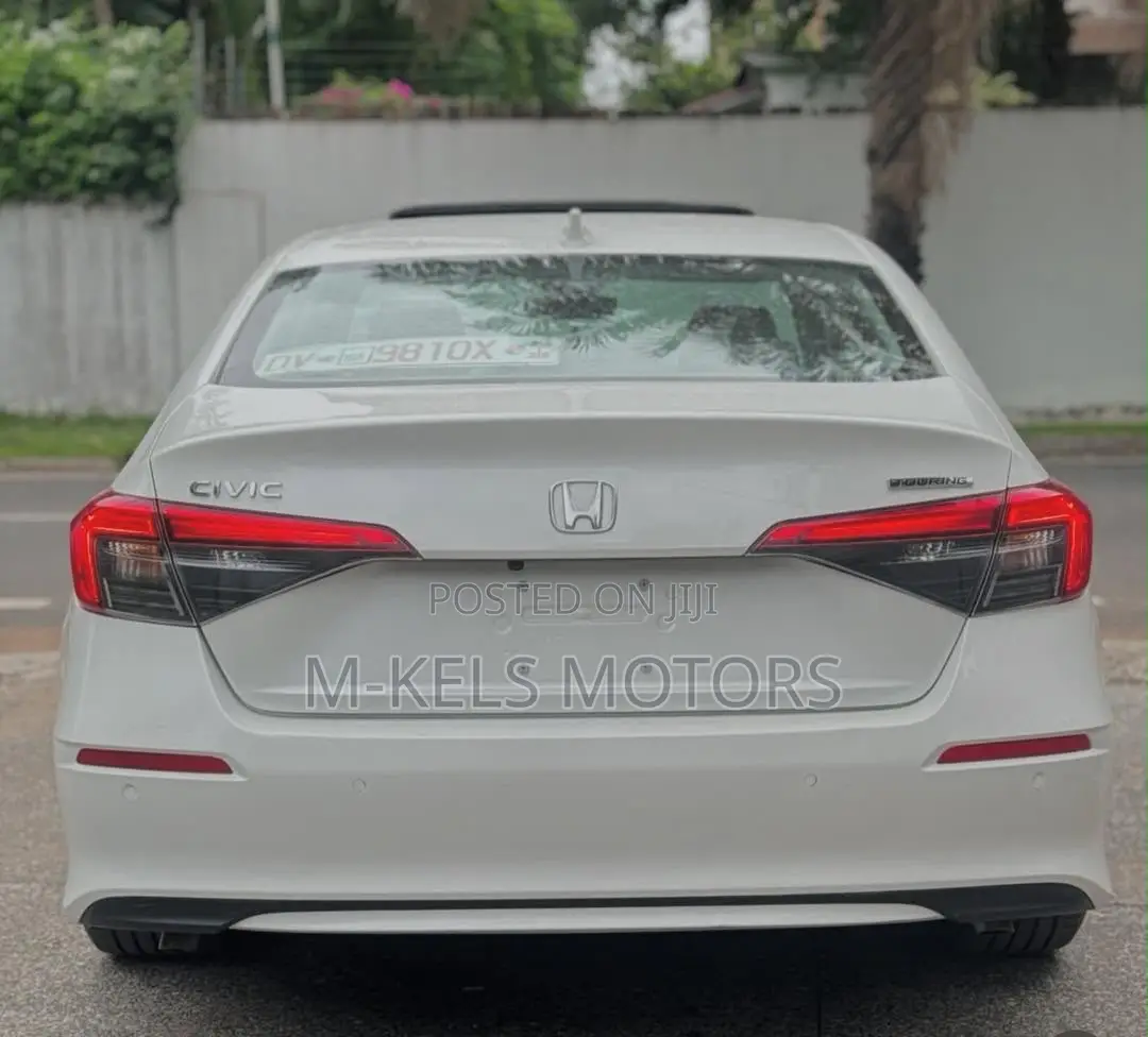 Honda Civic Touring CVT 2024 White