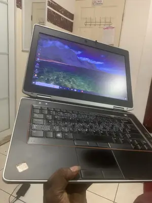 New Laptop Dell Latitude 7390 8GB Intel Core i5 eMMC 500GB