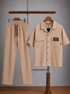 High Quality Luxury Men's Top and Down