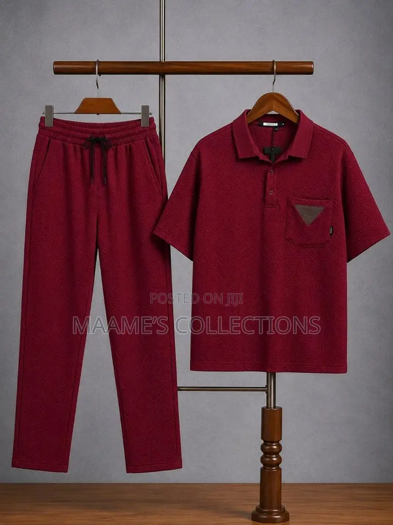 High Quality Luxury Men's Top and Down