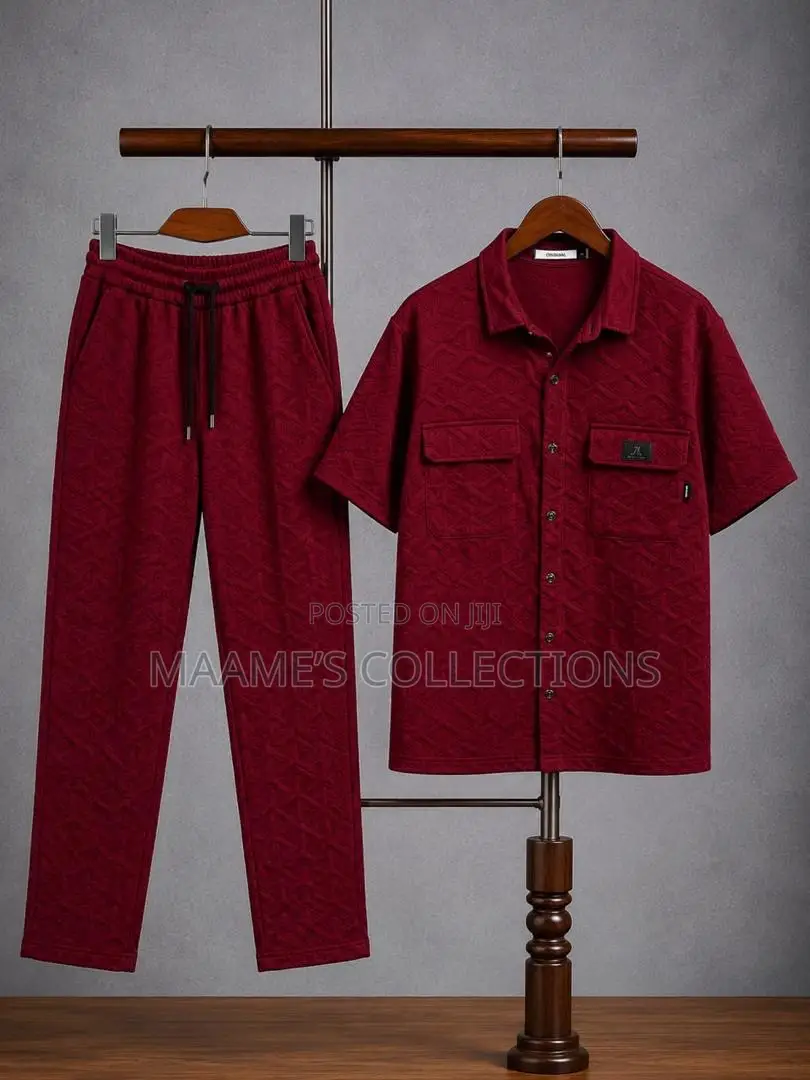 High Quality Luxury Men's Top and Down