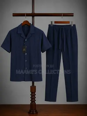 High Quality Luxury Men's Top and Down