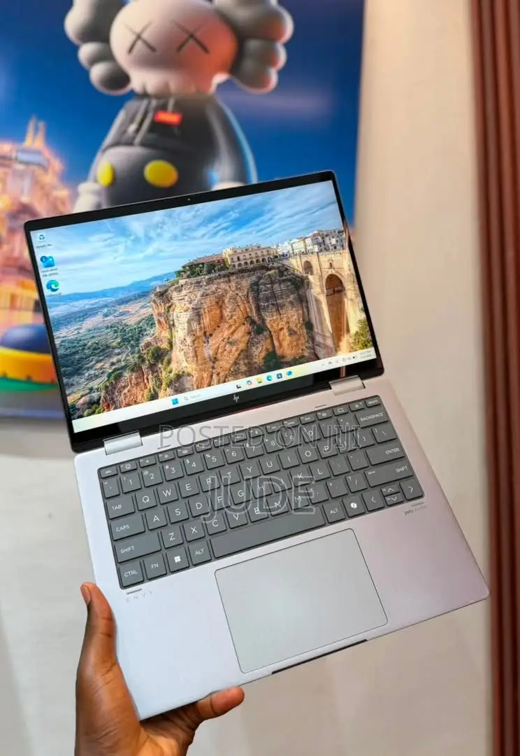 Laptop HP Envy 14 16GB Intel Core Ultra 7 SSD 1T