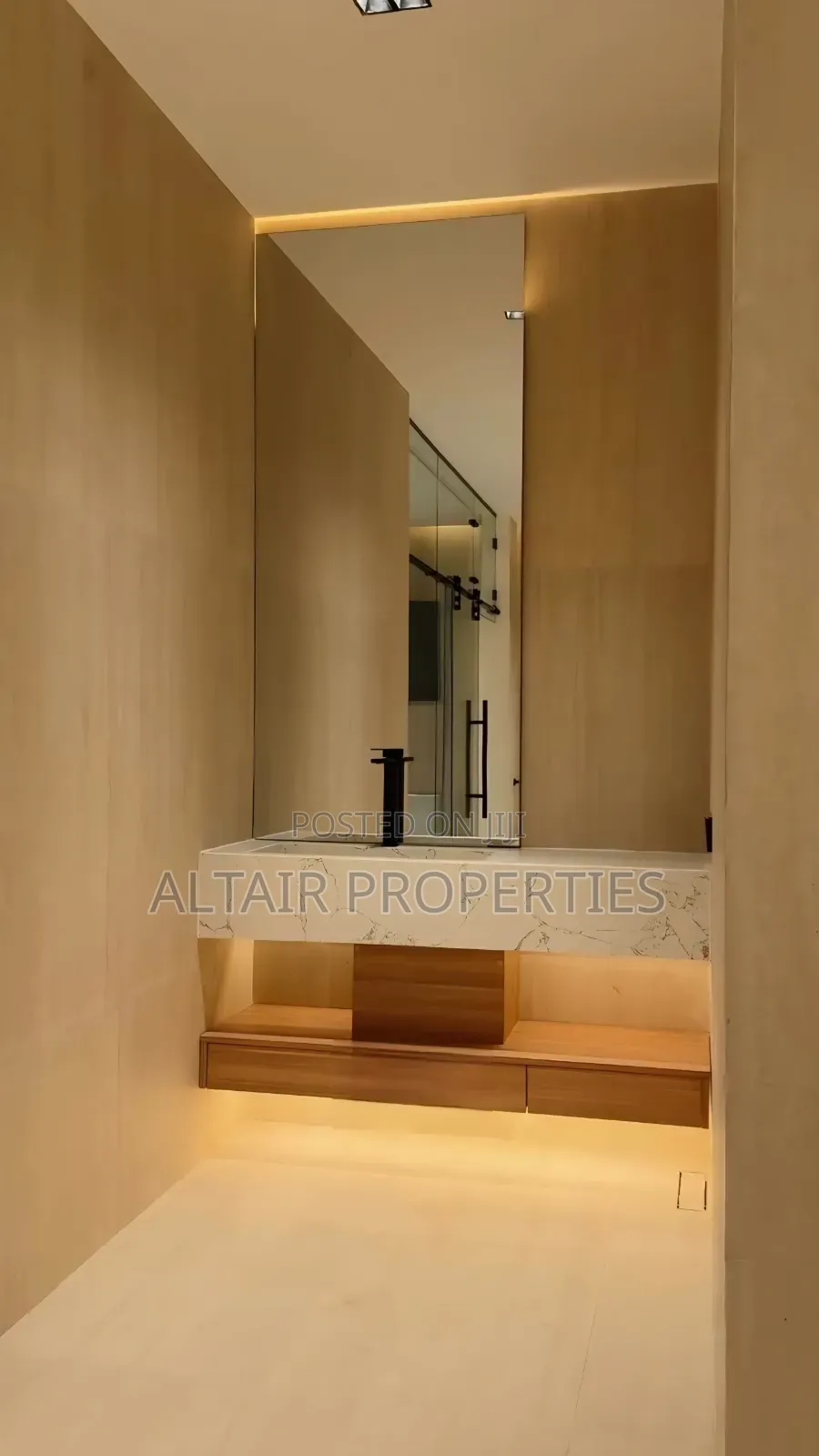 Furnished 5bdrm House in Accra Metropolitan for sale