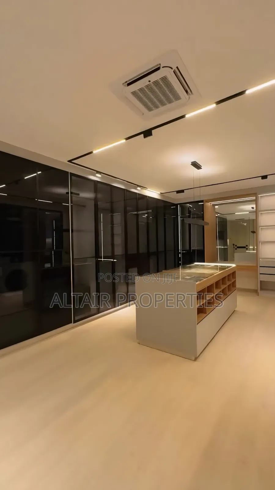Furnished 5bdrm House in Accra Metropolitan for sale