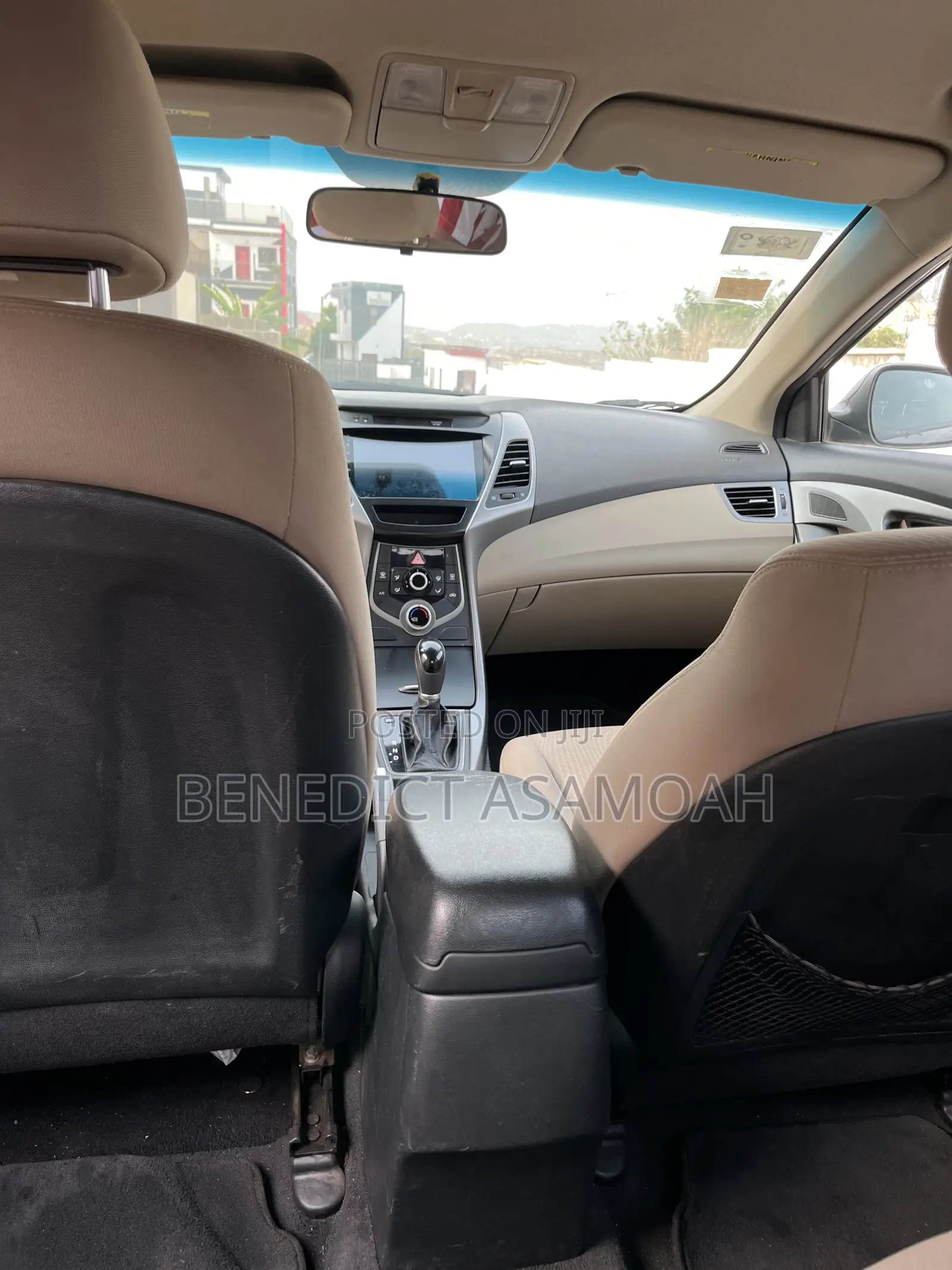 Hyundai Elantra SE Sedan FWD (1.8L 4cyl 6A) 2016 Black