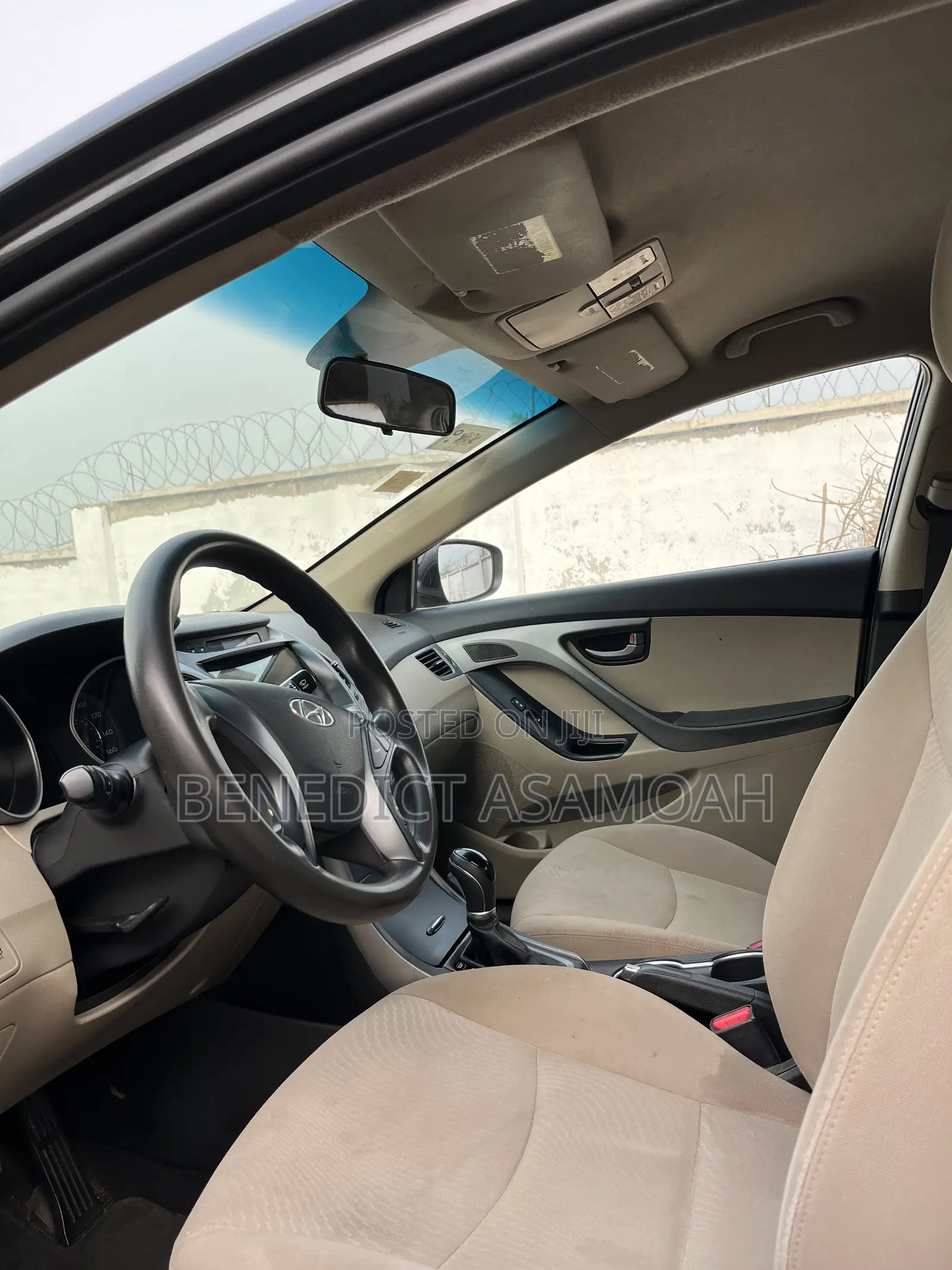 Hyundai Elantra SE Sedan FWD (1.8L 4cyl 6A) 2016 Black