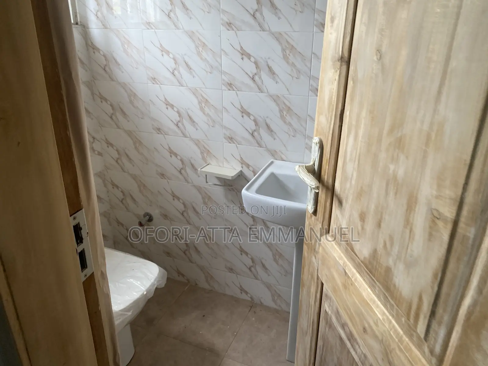 2bdrm Apartment in Amasaman Cocobod, Pokuase for rent