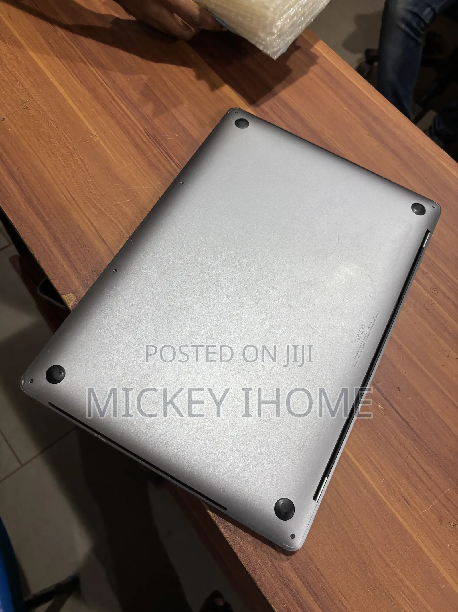 Laptop Apple MacBook Pro 2019 16GB Intel Core i9 SSD 512GB